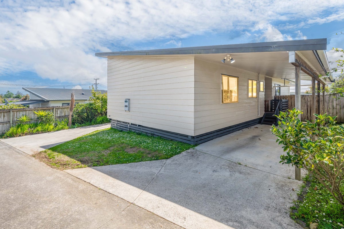 46A Hall Avenue, Mangere, Auckland - Carousel 2
