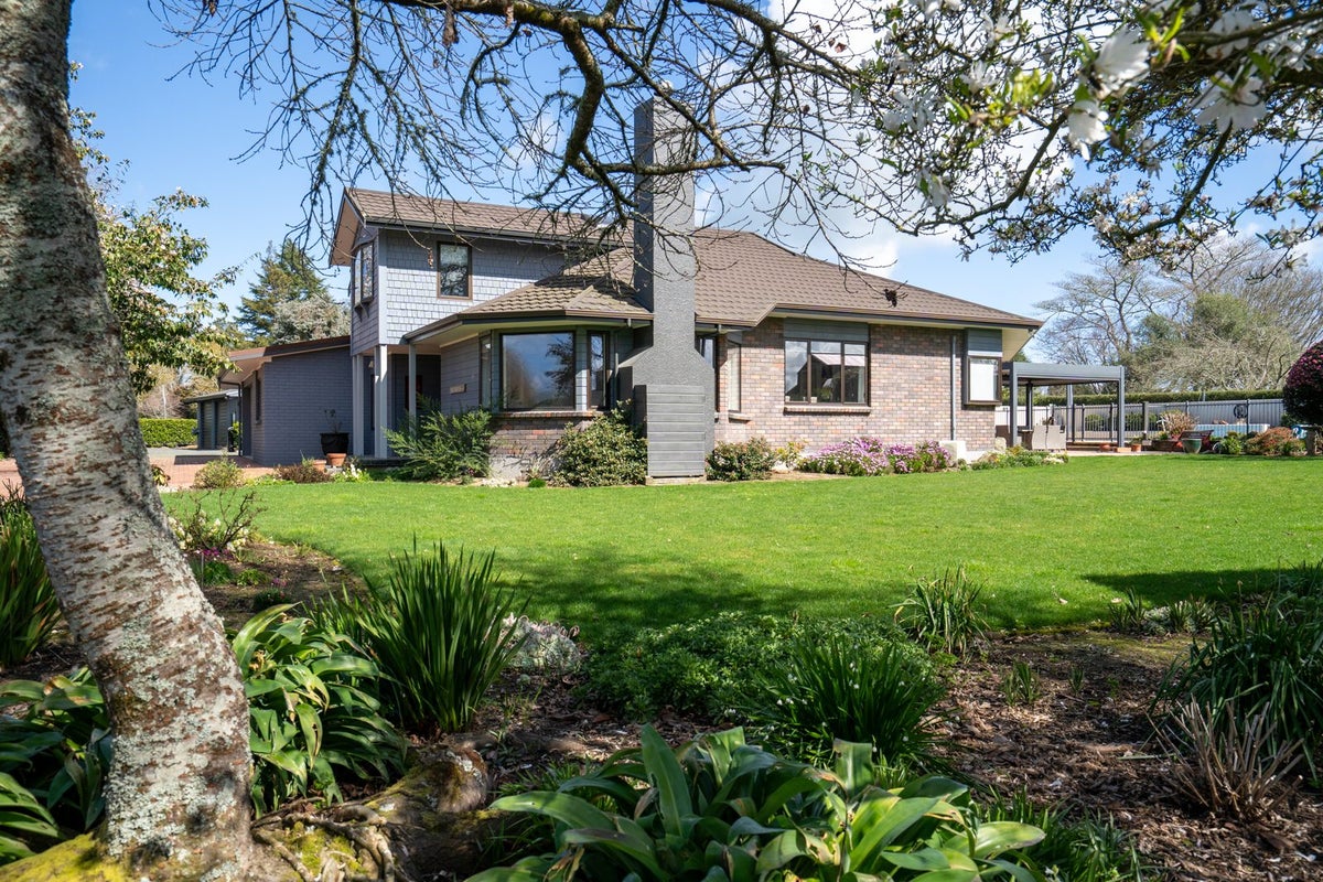 347 Racecourse Road, Cambridge, Cambridge - Carousel 2