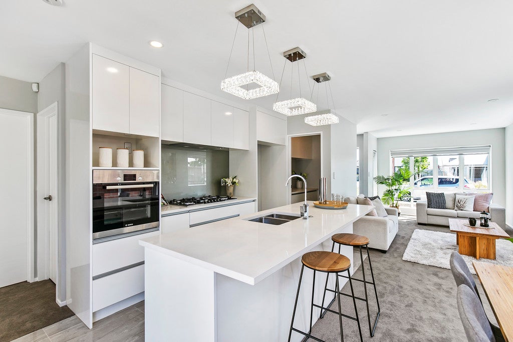33 Matata Drive, Takanini, Auckland - Carousel 1