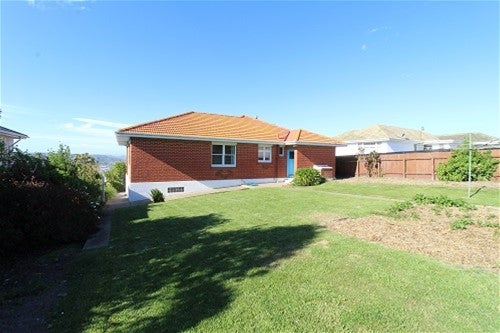 19 Tamar Street, South Hill, Oamaru - Carousel 16
