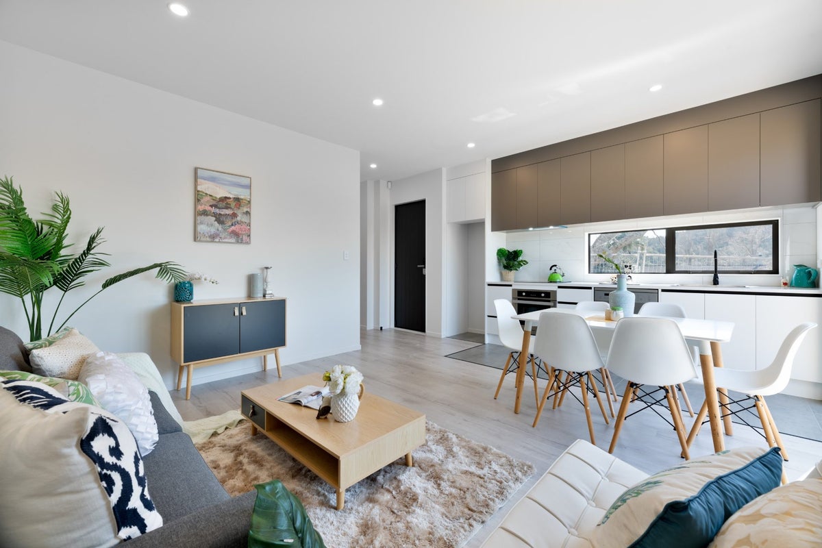 13B Ranch Avenue, Beach Haven, Auckland - Carousel 1