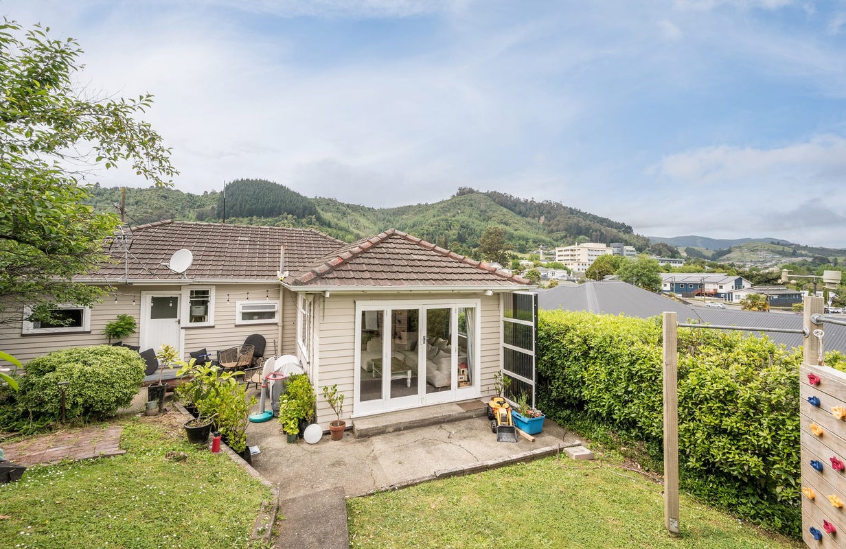 28 Tipahi Street, Nelson South, Nelson - Carousel 1