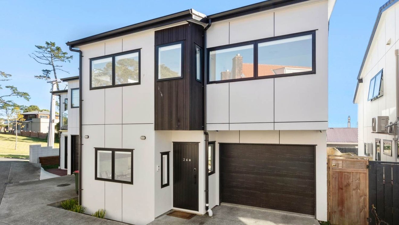 26A Endeavour Street, Blockhouse Bay, Auckland - Carousel 1