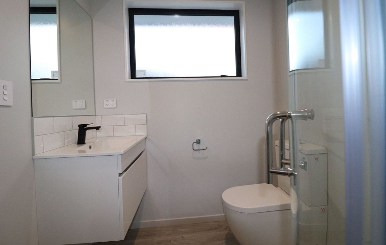 4/30A Northcote Road, Northcote, Christchurch - Carousel 7