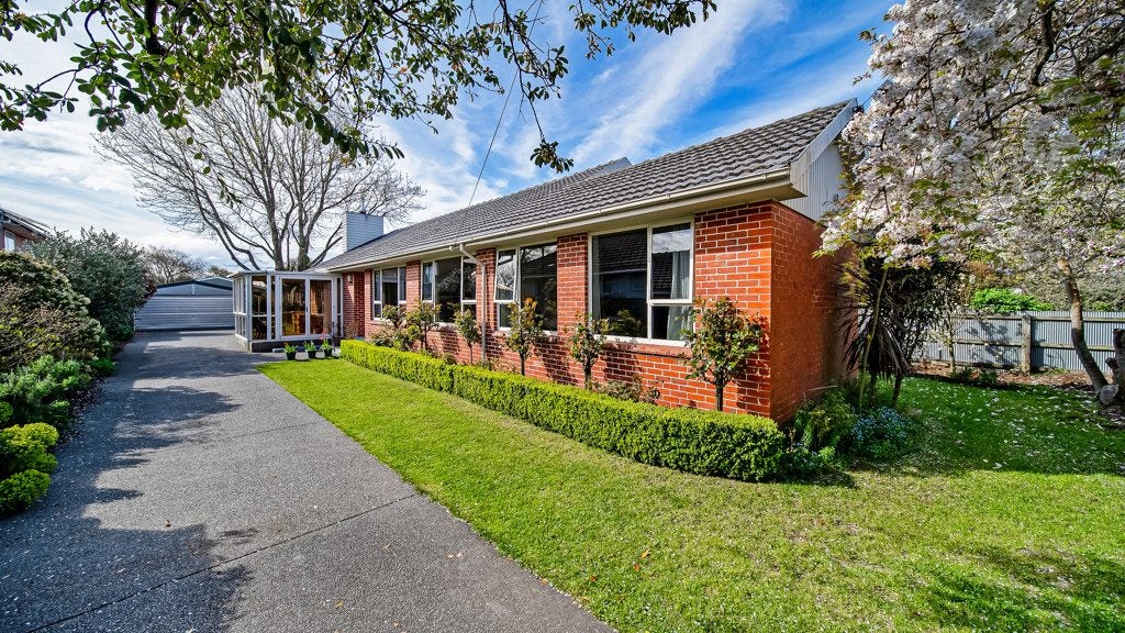 32 Coniston Avenue, Ilam, Christchurch - Carousel 23