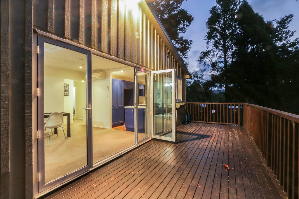 27 Victory Road, Laingholm, Auckland - Carousel 2