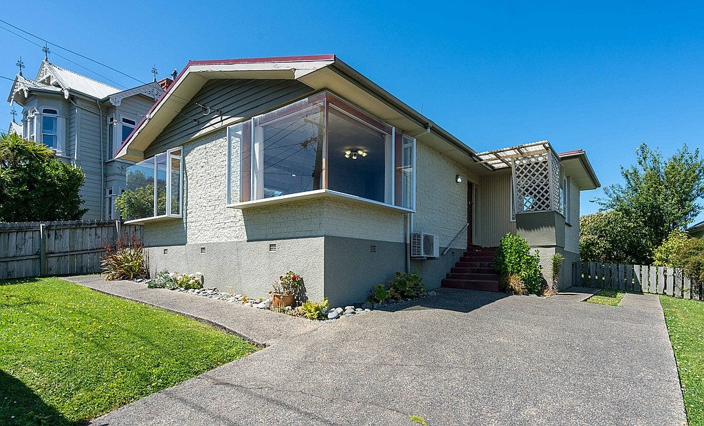 22 Currie Street, Port Chalmers, Dunedin - Carousel 1