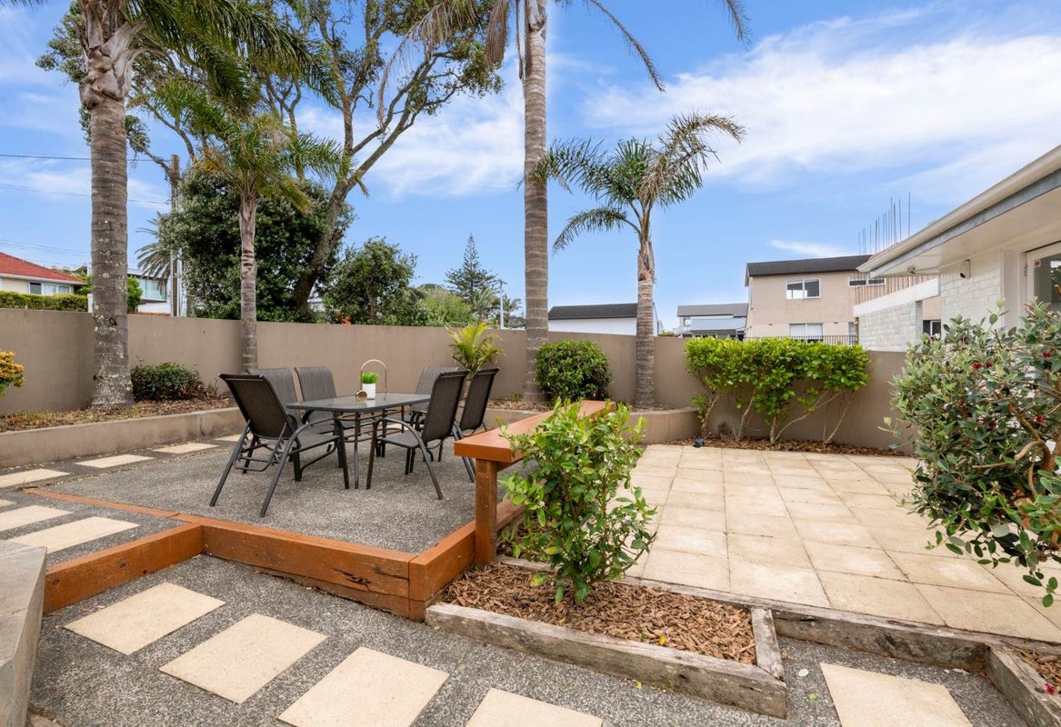 31 Williamson Avenue, Belmont, Auckland - Carousel 2