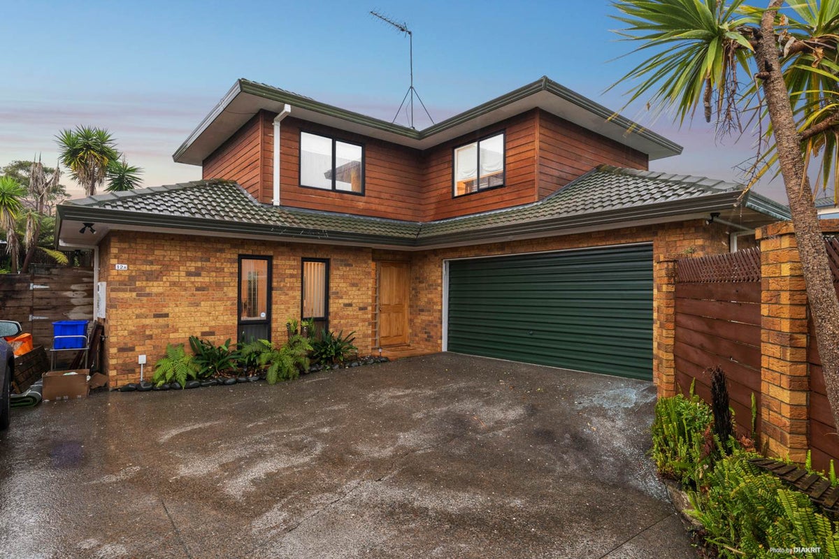 12A Ervine Place, Bucklands Beach, Auckland - Carousel 1