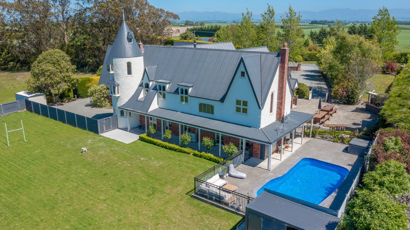 10 Bristol Road, Timaru - Carousel 1