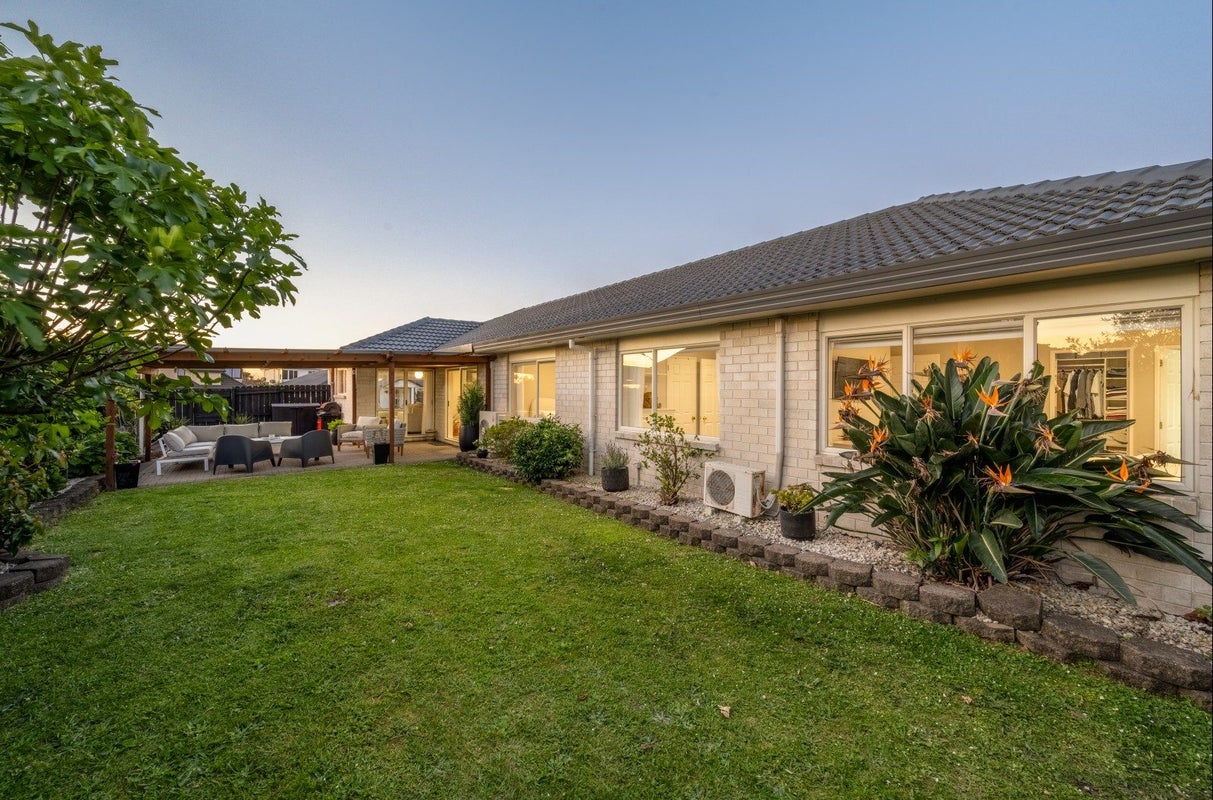 34 Ambleside Drive, Northpark, Auckland - Carousel 2