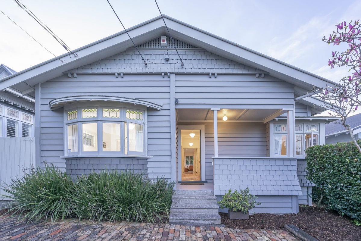 26 Warwick Avenue, Westmere, Auckland - Carousel 1