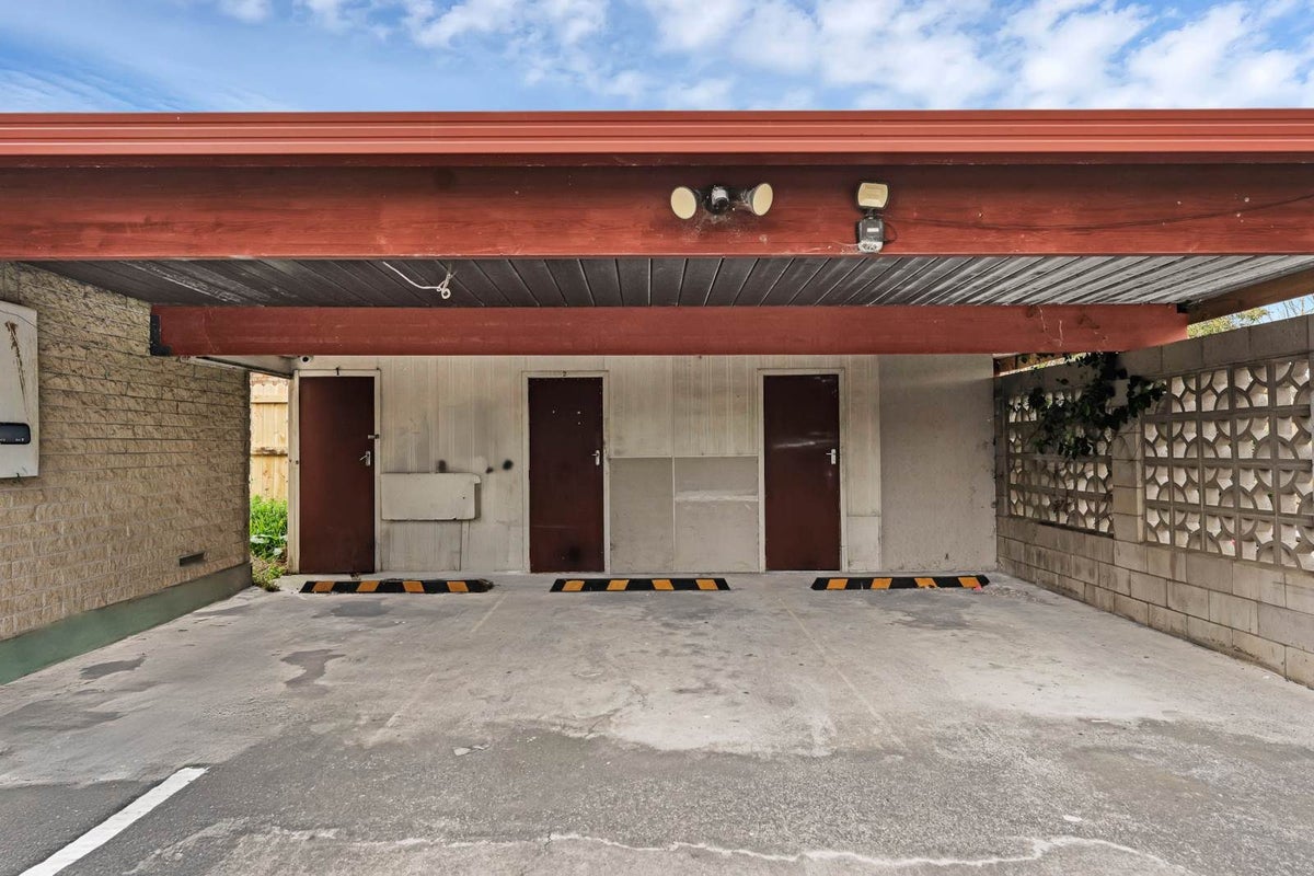 2/10 Scott Road, Papatoetoe, Auckland - Carousel 2