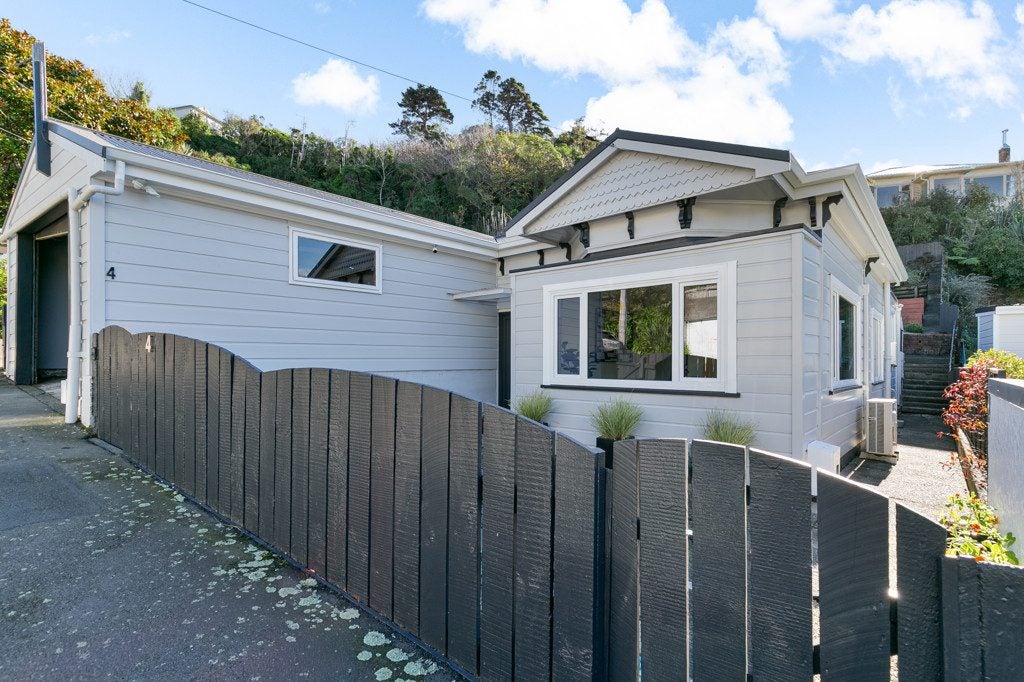 4 Reuben Avenue, Brooklyn, Wellington - Carousel 17