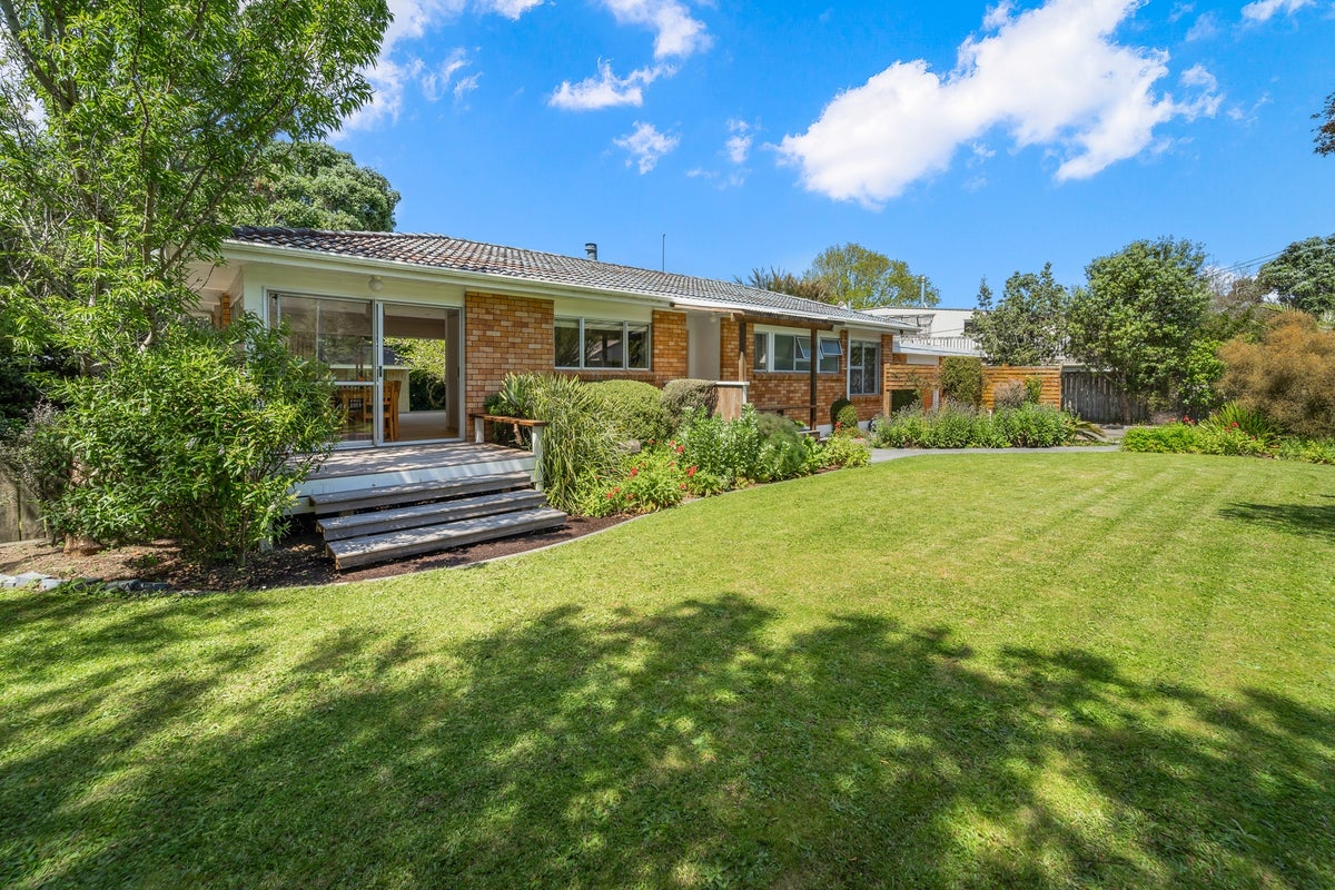 52 Mckenzie Avenue, Arkles Bay, Whangaparaoa - Carousel 2
