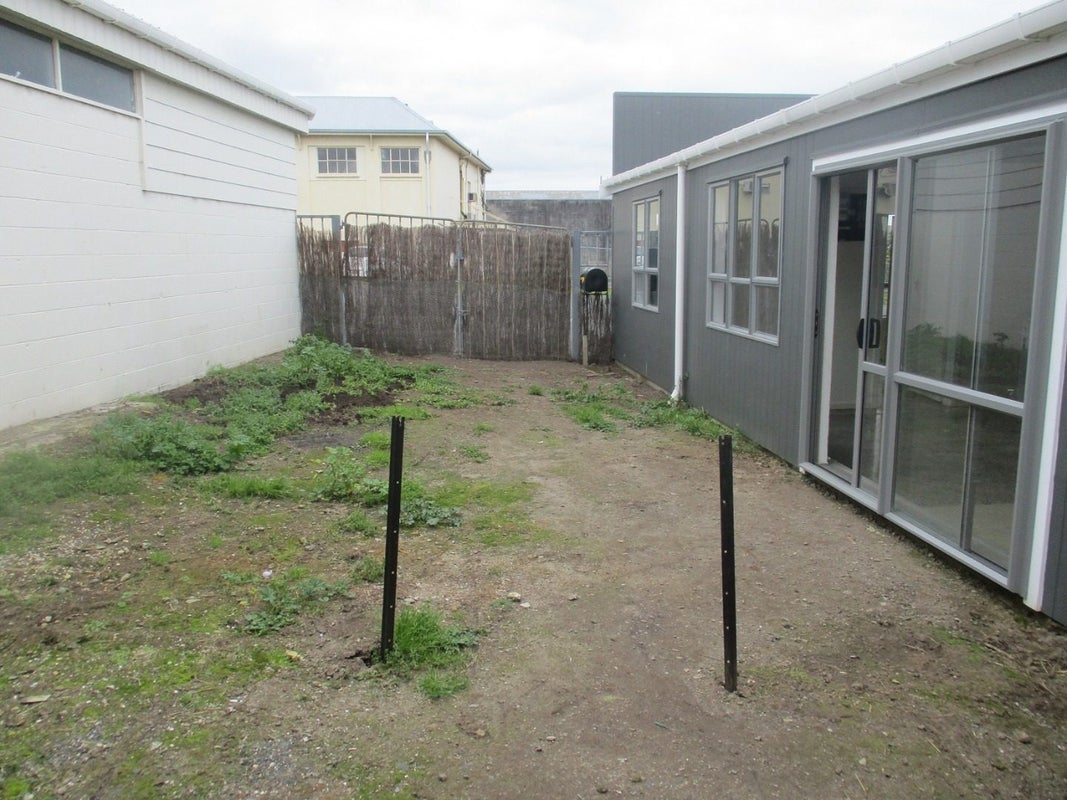 20 Burgess Street, Pleasant Point - Carousel 9