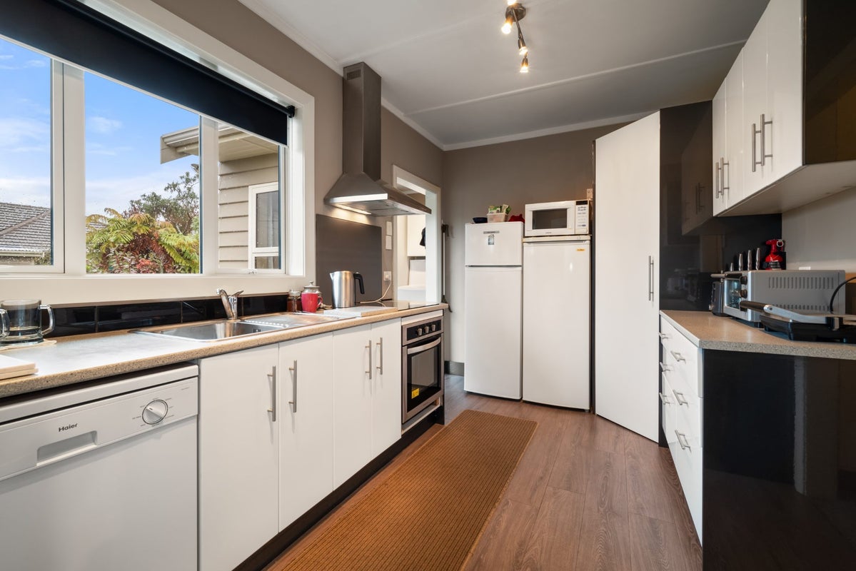 354 Innes Road, Mairehau, Christchurch - Carousel 2