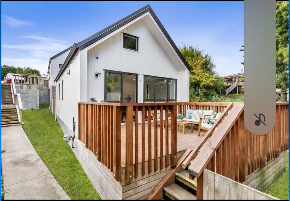 122D Lancaster Road, Beach Haven, Auckland - Carousel 2