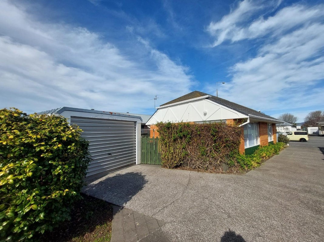 1/23 Edgeware Road, St Albans, Christchurch - Carousel 13