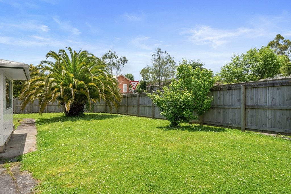 88 Norana Road, Timberlea, Upper Hutt - Carousel 17