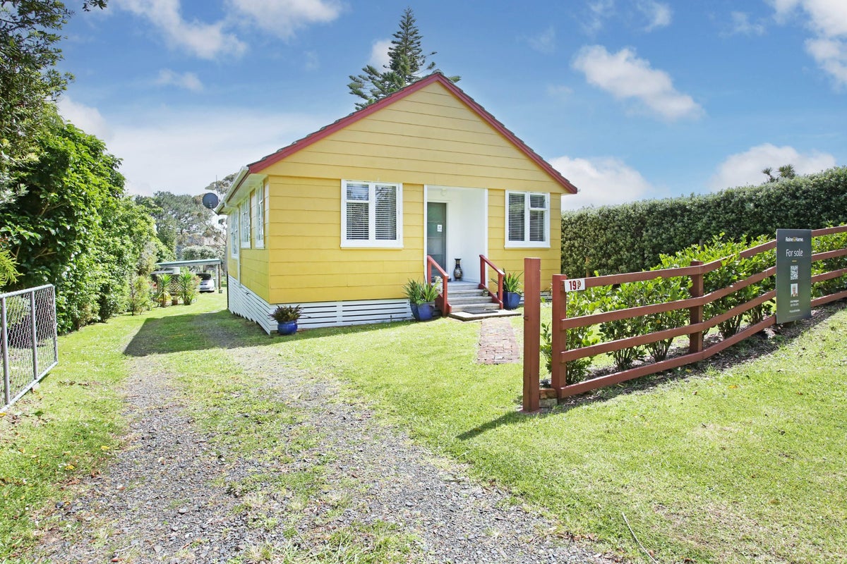 199 Brook Road, Waiuku - Carousel 2