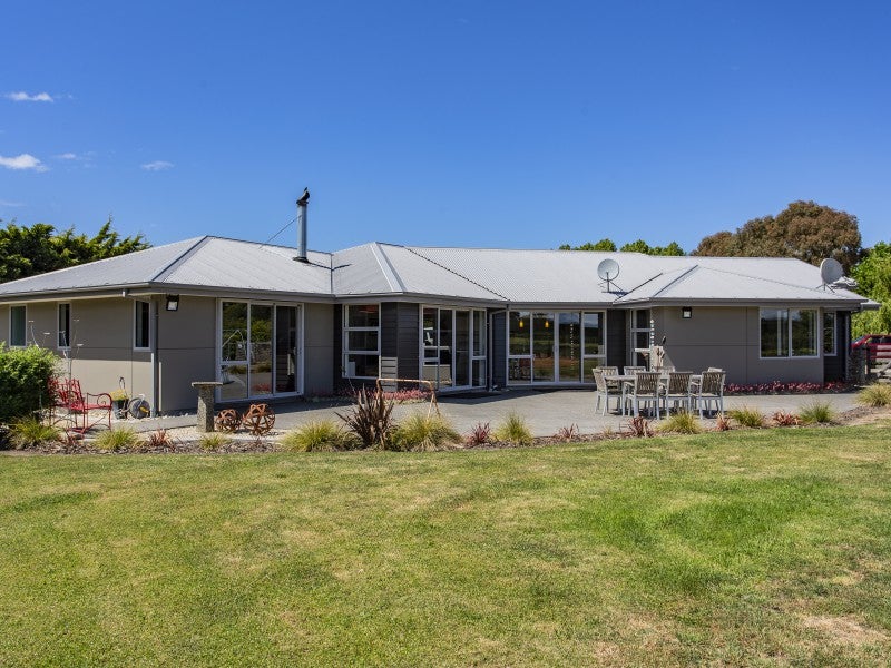 642 Oxford Road, Fernside, Rangiora - Carousel 1