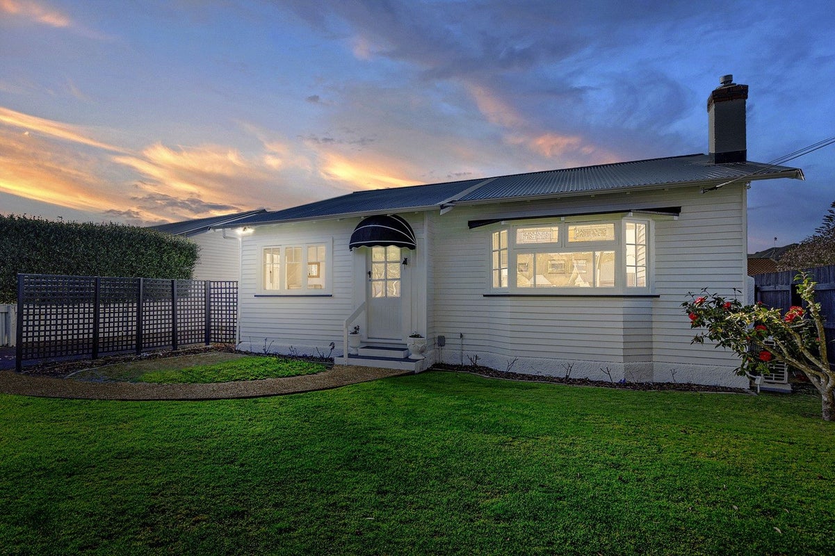41 Ropata Crescent, Boulcott, Lower Hutt - Carousel 20