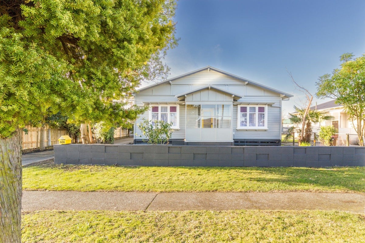 606 Beech Road, Akina, Hastings - Carousel 12