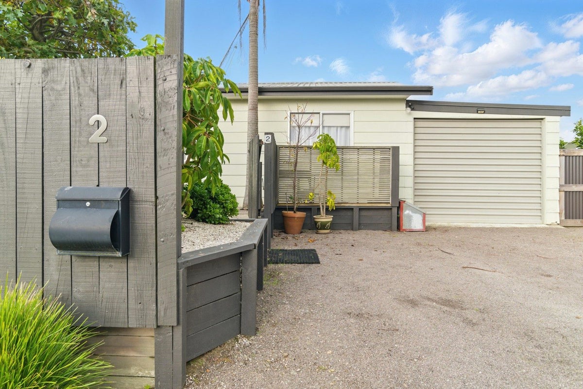 2 Kirkpatrick Place, Papamoa Beach, Papamoa - Carousel 17