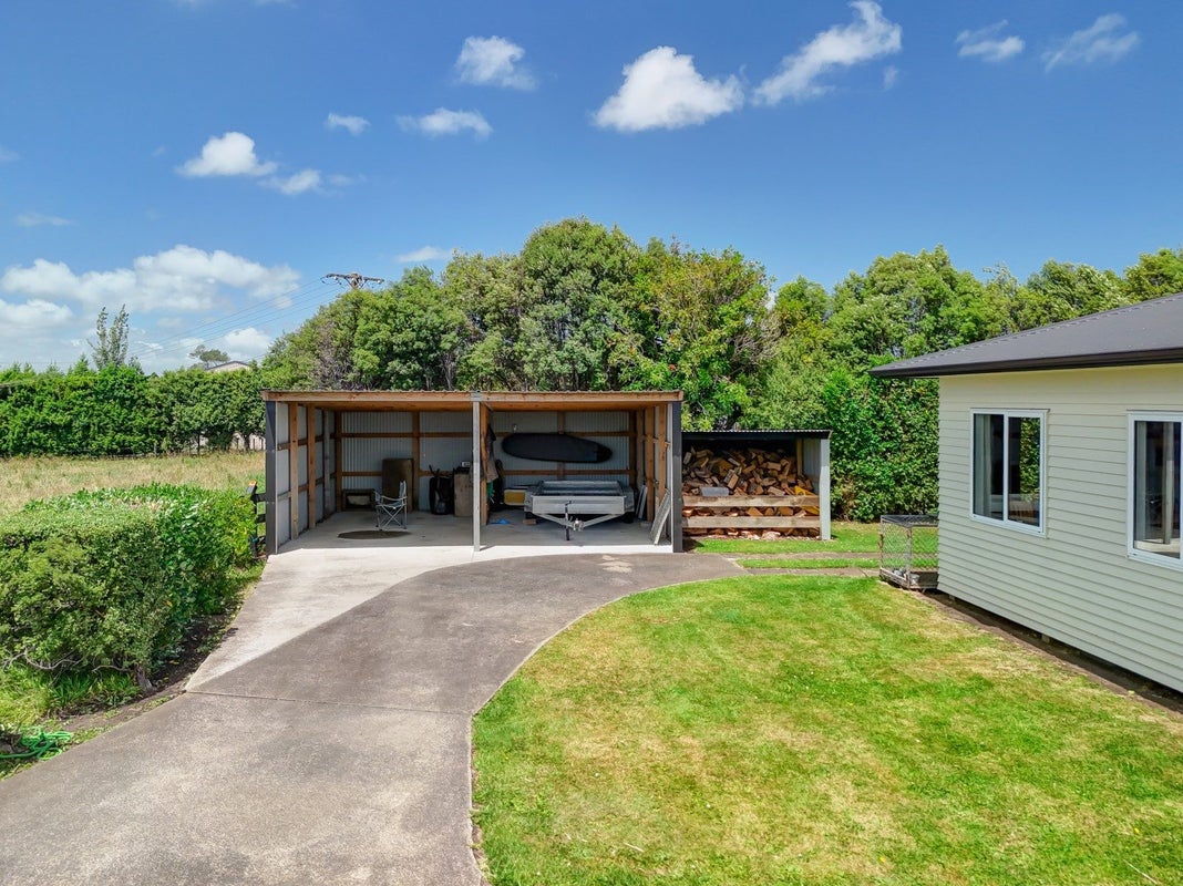 49 State Highway 3, Westmere, Whanganui - Carousel 21