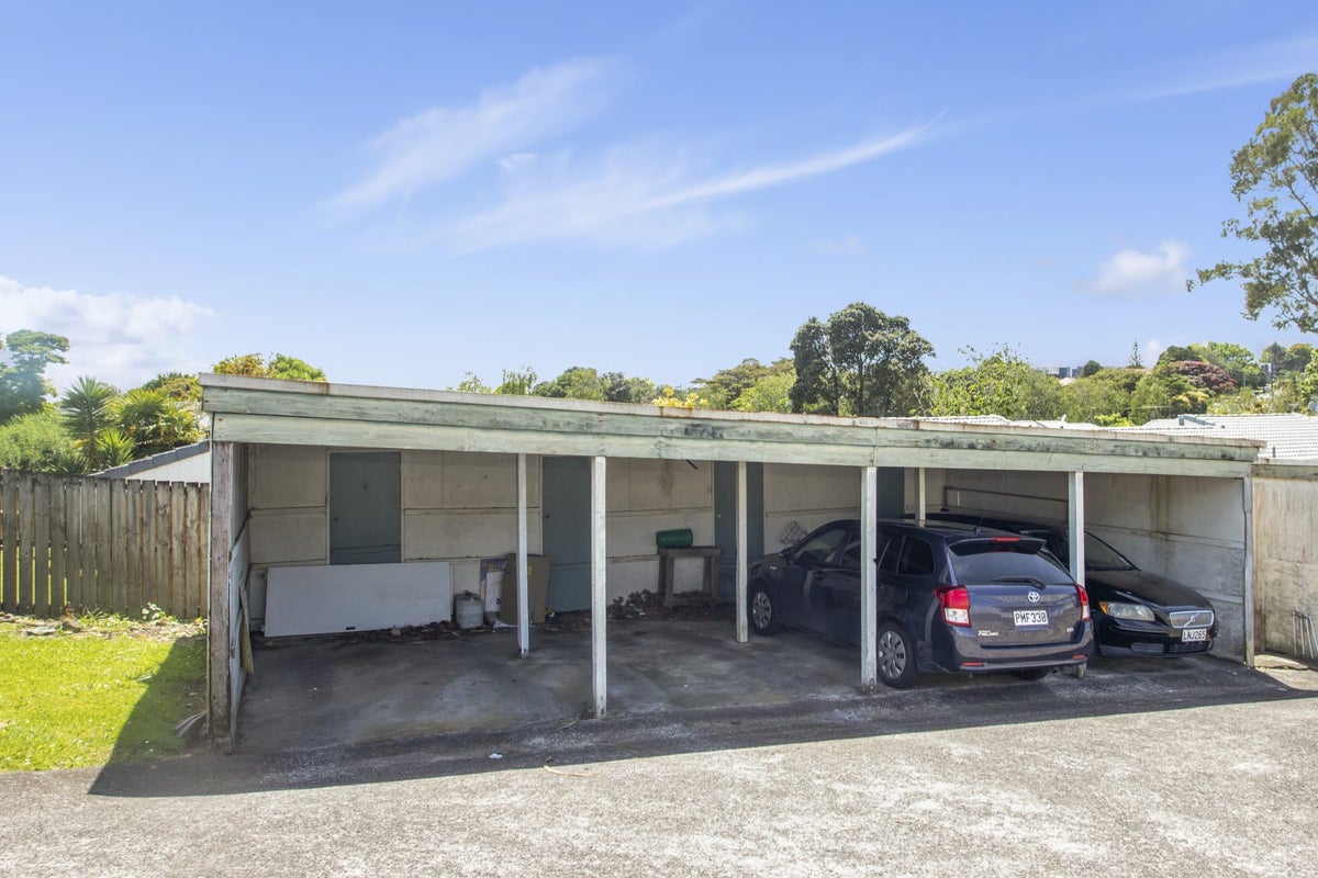 4/18 Seabrook Avenue, New Lynn, Auckland - Carousel 14