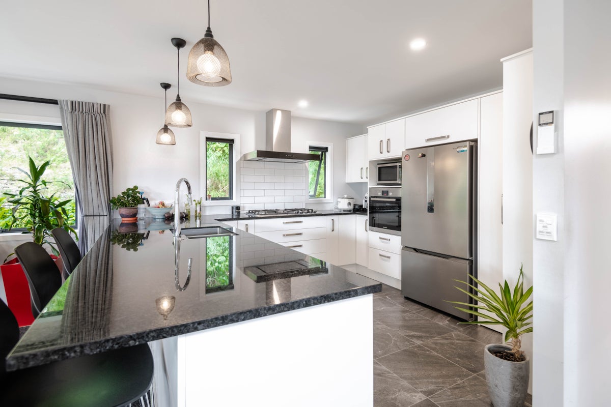 125 Riverstone Drive, Riverstone Terraces, Upper Hutt - Carousel 2