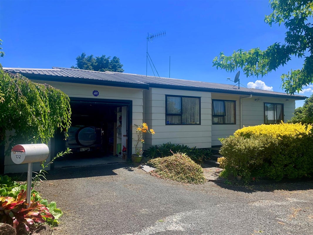 132 Paramount Parade, Tikipunga, Whangarei - Carousel 1