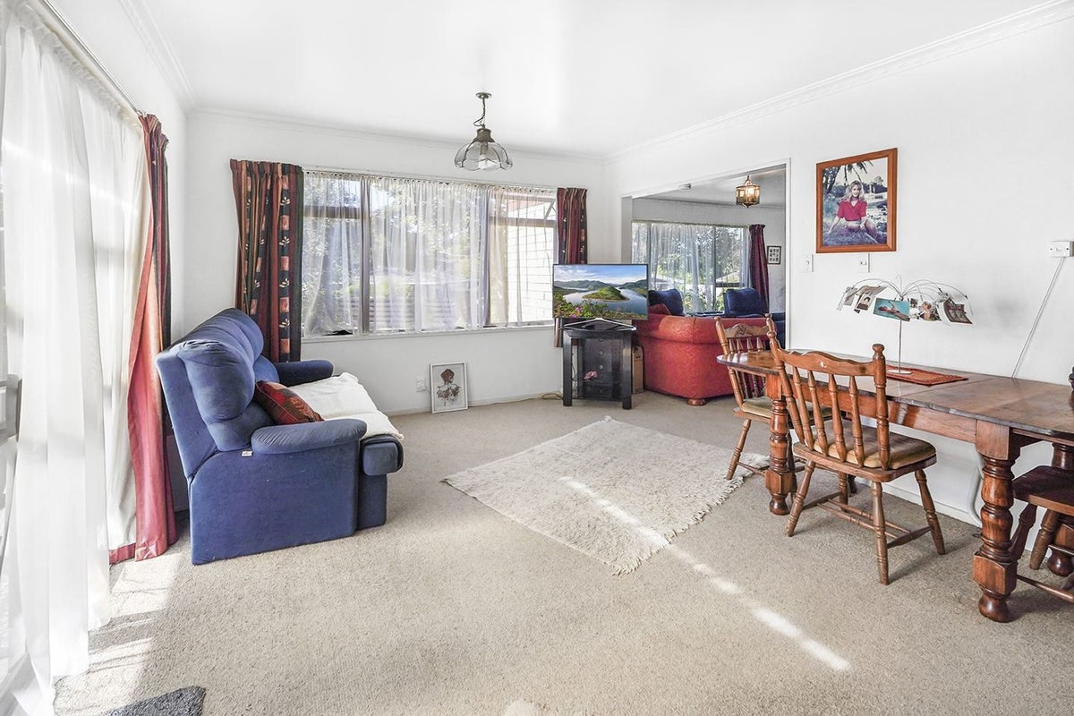 7 Kohekohe Place, Pukete, Hamilton - Carousel 2