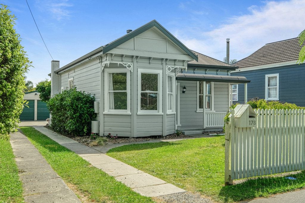 178 Russell Street, Whataupoko, Gisborne - Carousel 1