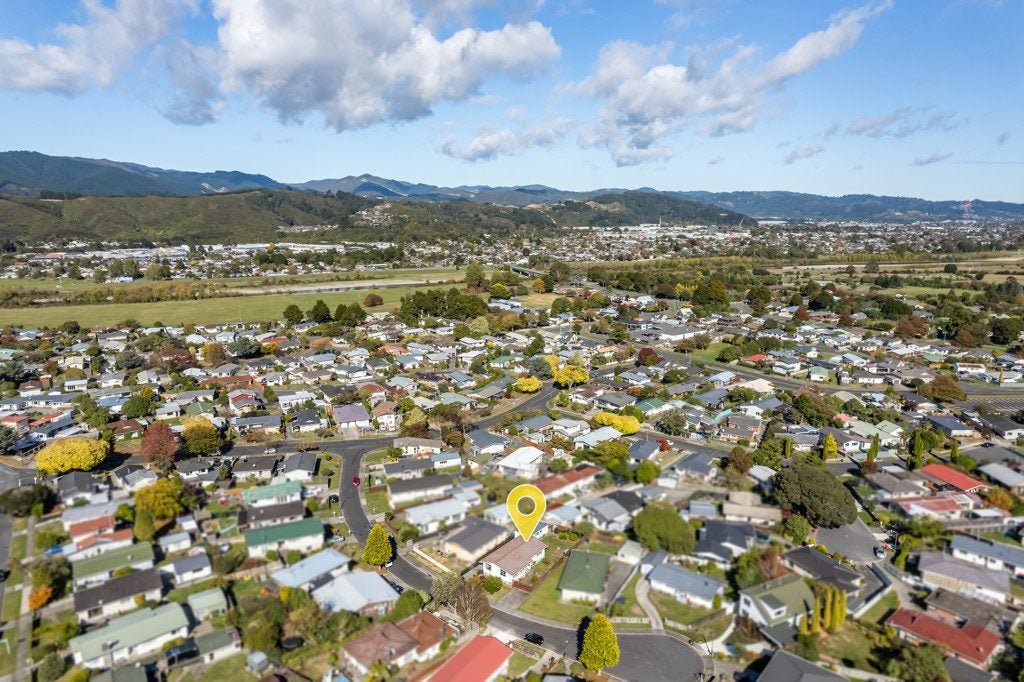 11 Dakota Grove, Totara Park, Upper Hutt - Carousel 25