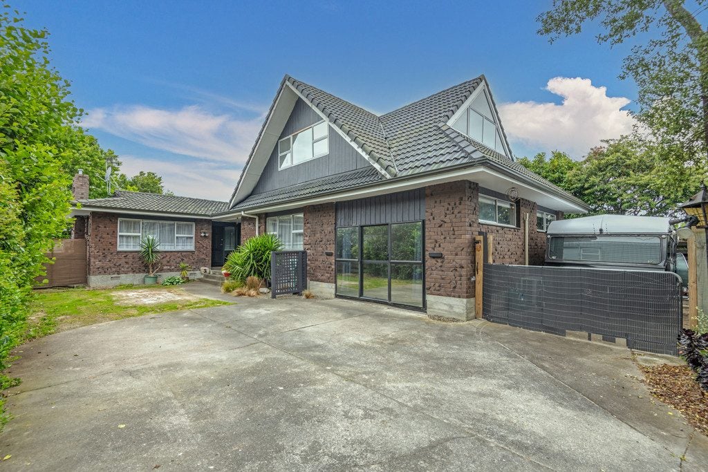 63 Langley Avenue, Milson, Palmerston North - Carousel 1