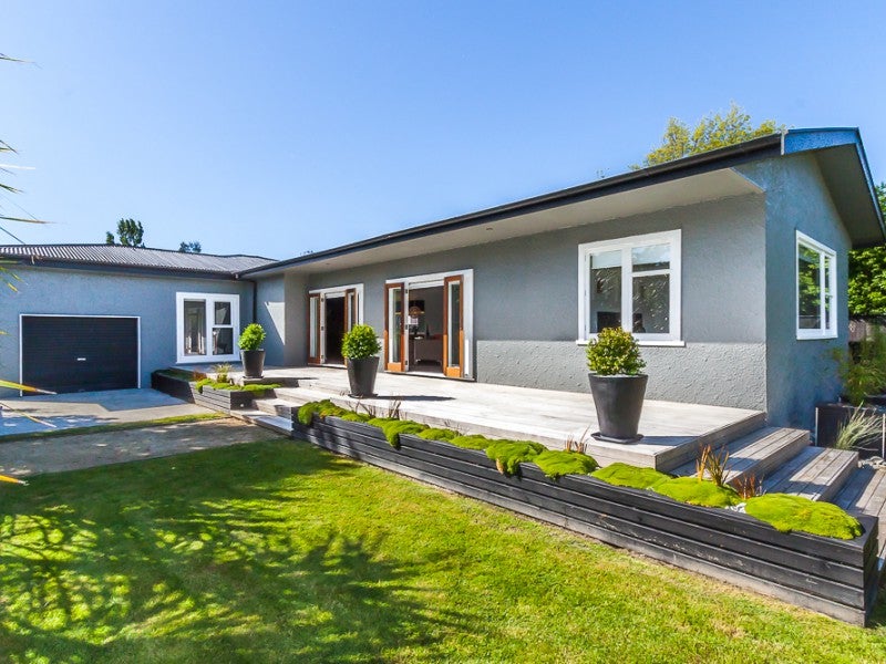4 Stirling Crescent, Hokowhitu, Palmerston North - Carousel 23
