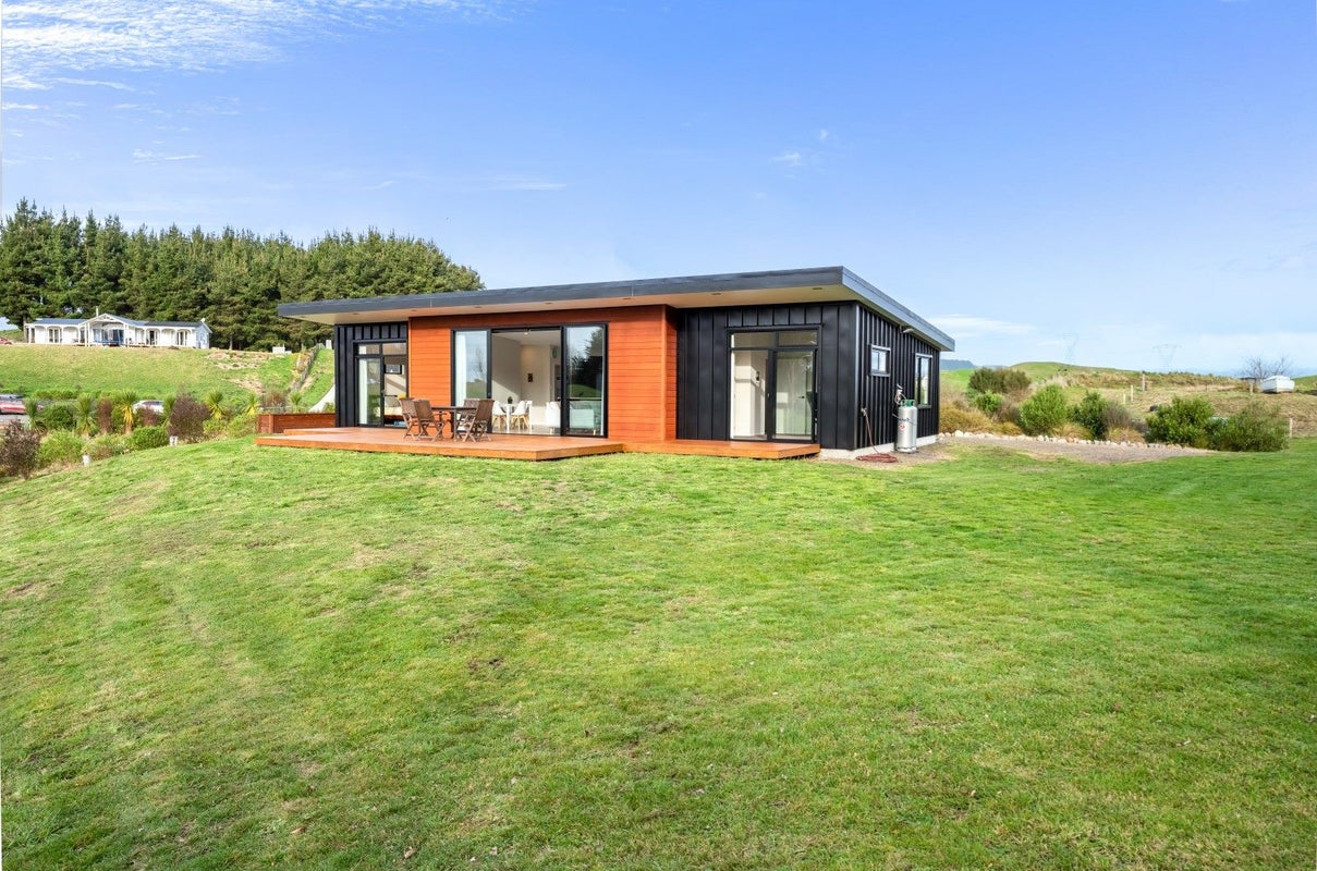 22 Kristin Place, Manakau, Levin - Carousel 1