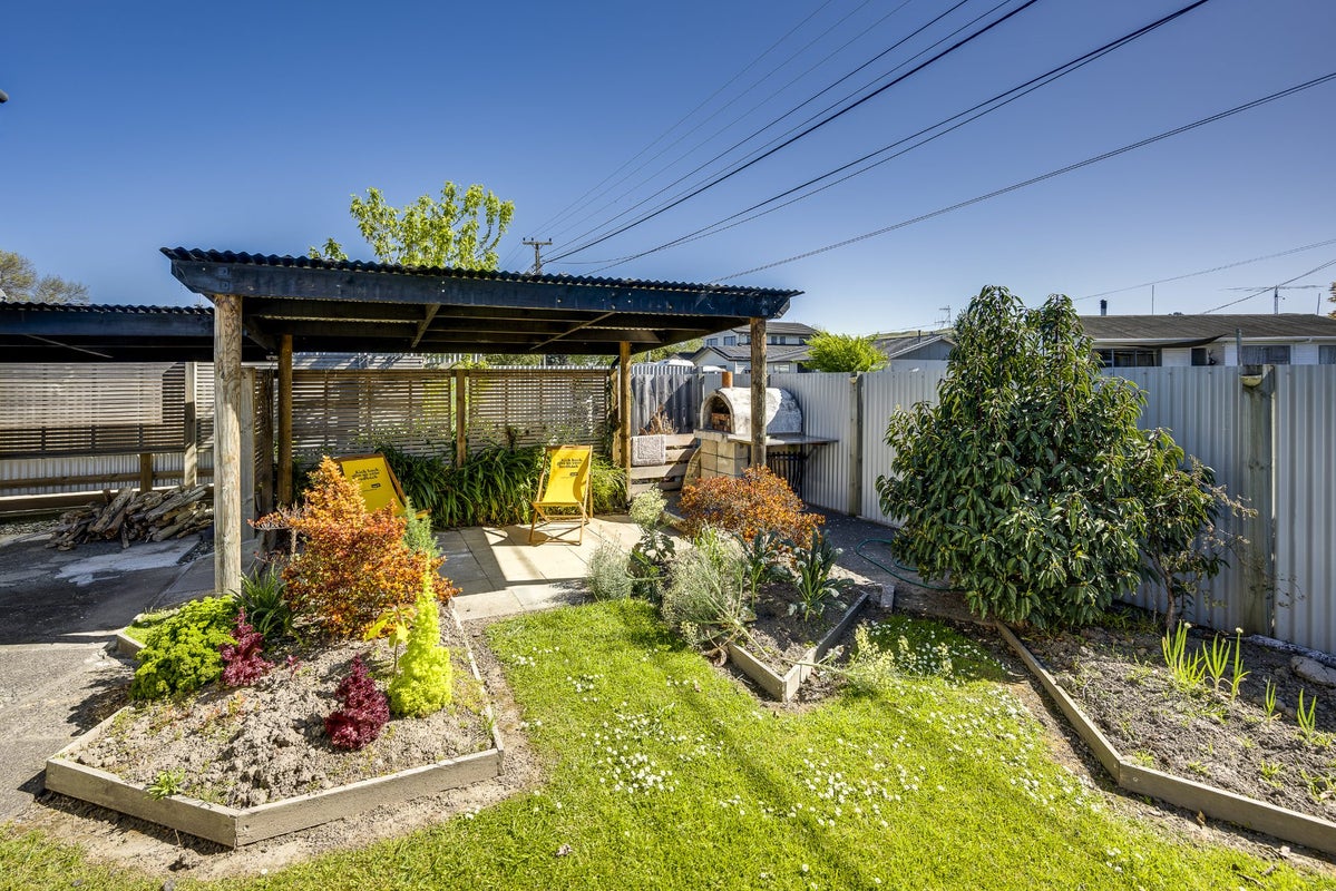 42 Murphy Road, Taradale, Napier - Carousel 2