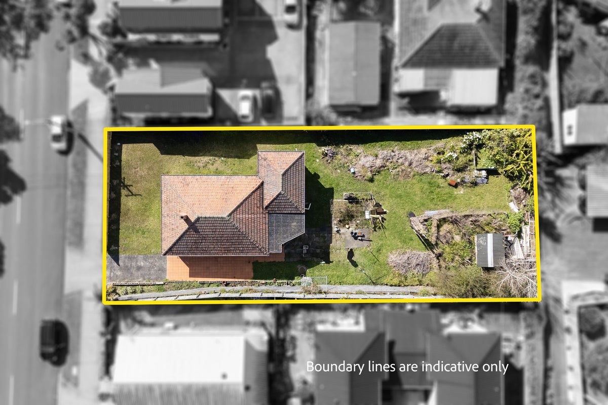 170 Whitney Street, Blockhouse Bay, Auckland - Carousel 1