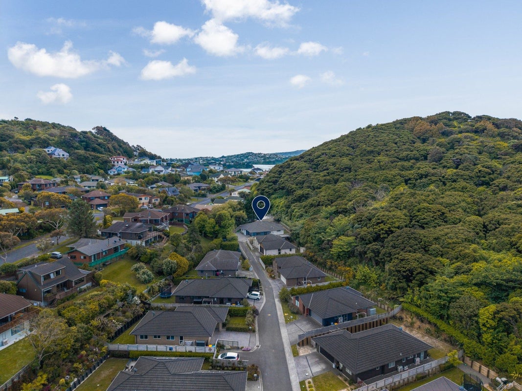 38 Mooring Close, Whitby, Porirua - Carousel 29