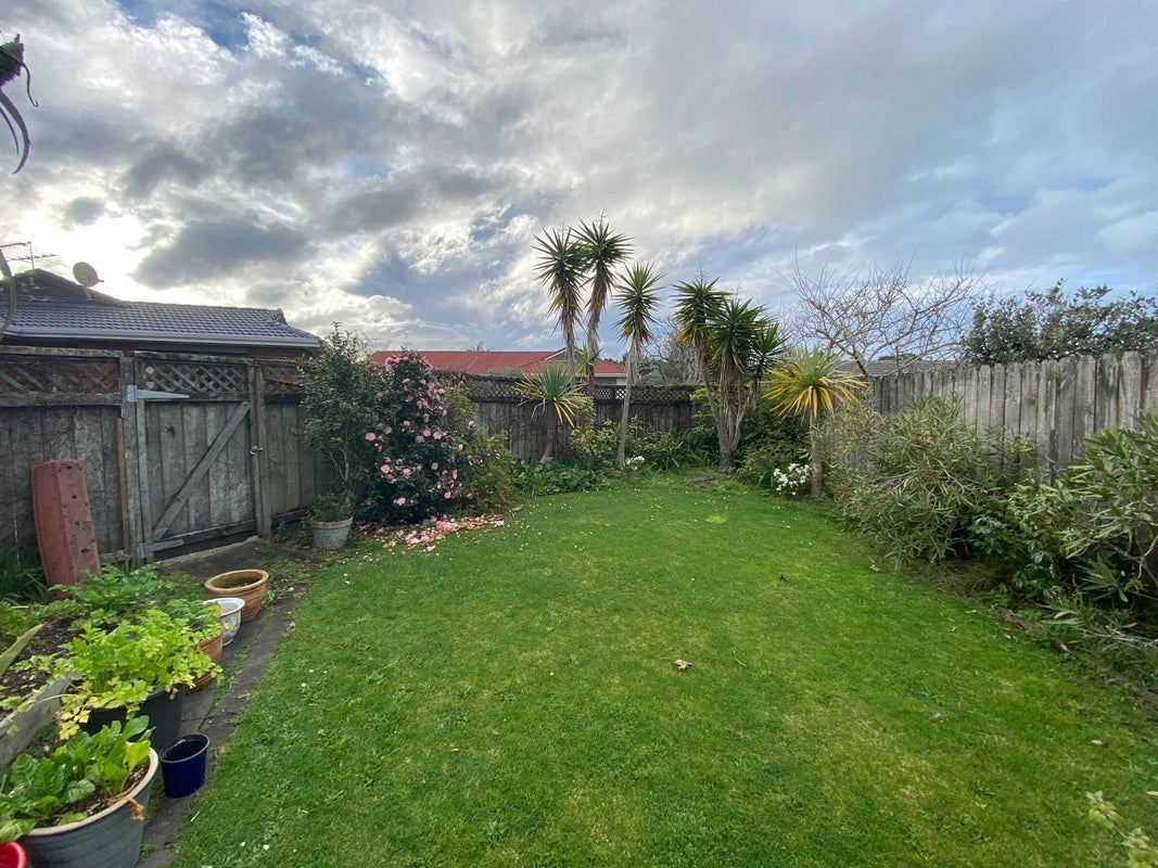 1/43 Nicholas Road, Somerville, Manukau - Carousel 14