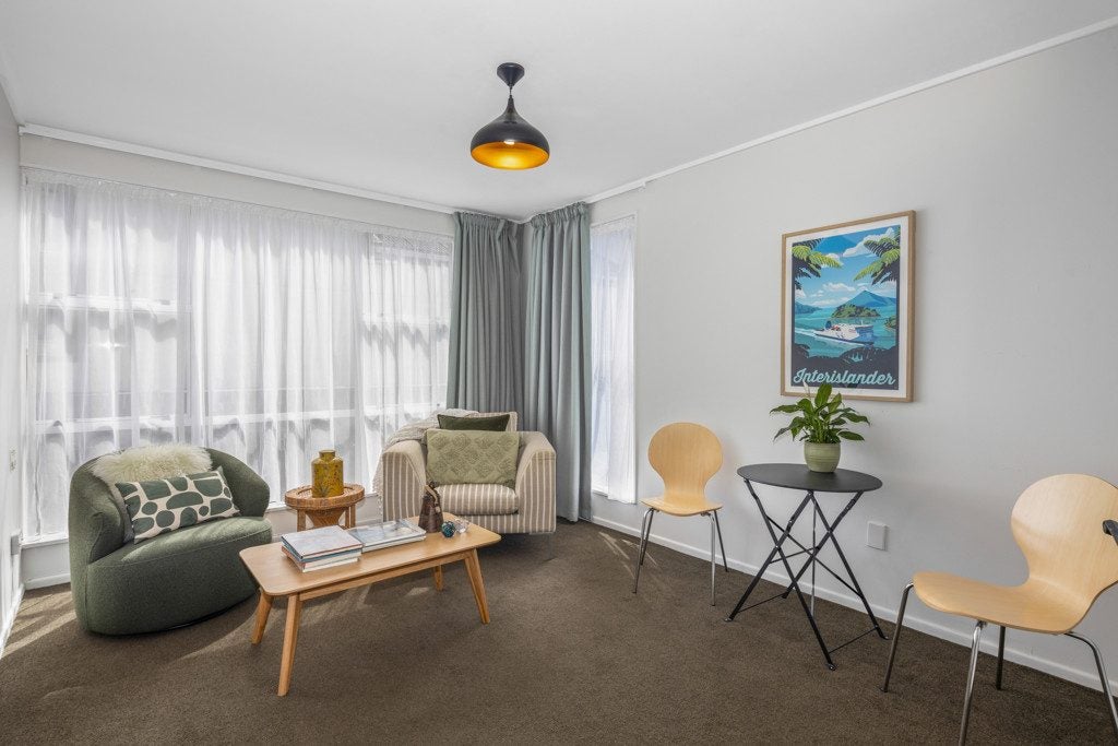 7/72 Freyberg Street, Lyall Bay, Wellington - Carousel 2