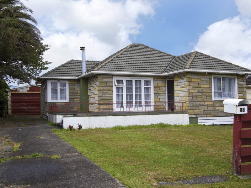 17 Russell Road, Wainuiomata, Lower Hutt - Carousel 1