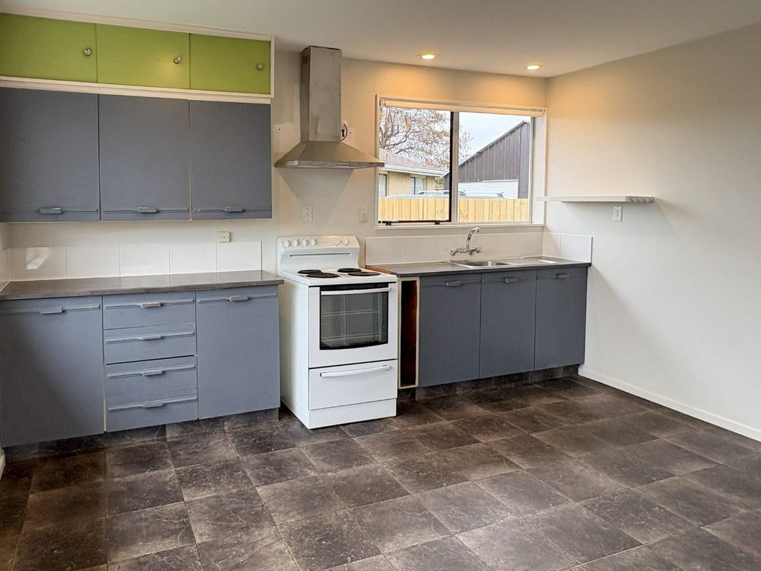 14 Carteret Place, Aranui, Christchurch - Carousel 2