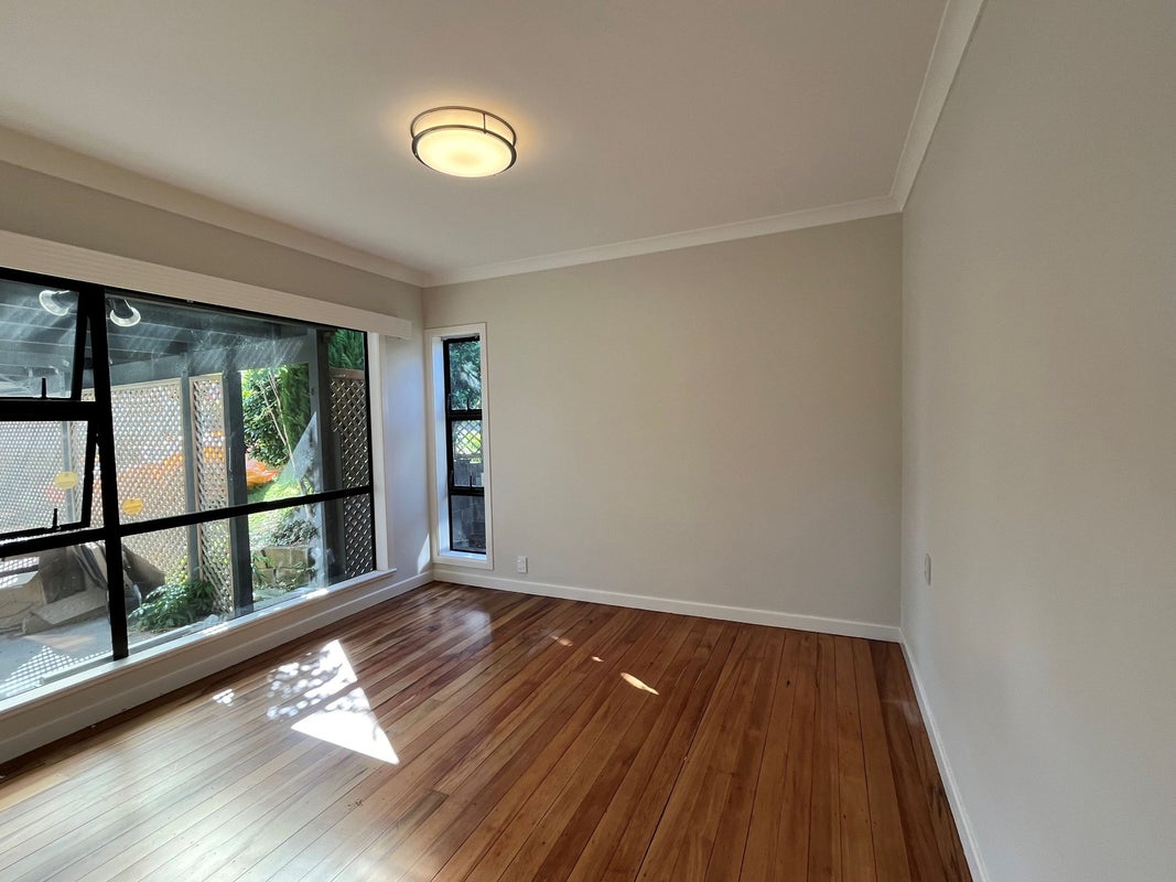 2/3 Hall Road, Glenfield, Auckland - Carousel 2