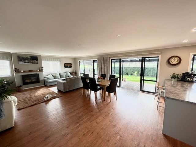 16 Ihimaera Terrace, Leamington, Cambridge - Carousel 2