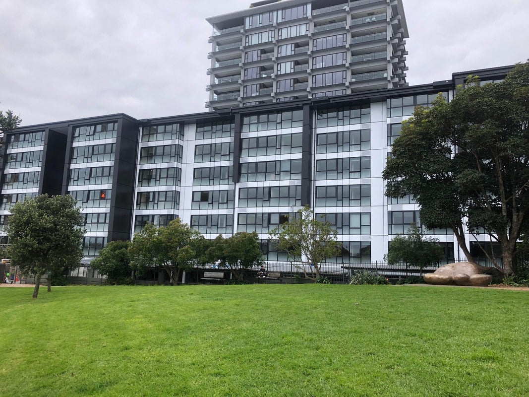 3T/16 Burton Street, Grafton, Auckland - Carousel 1