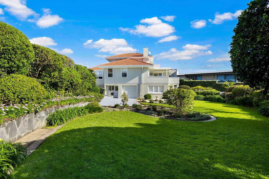 5 Huriaro Place, Orakei, Auckland - Carousel 24
